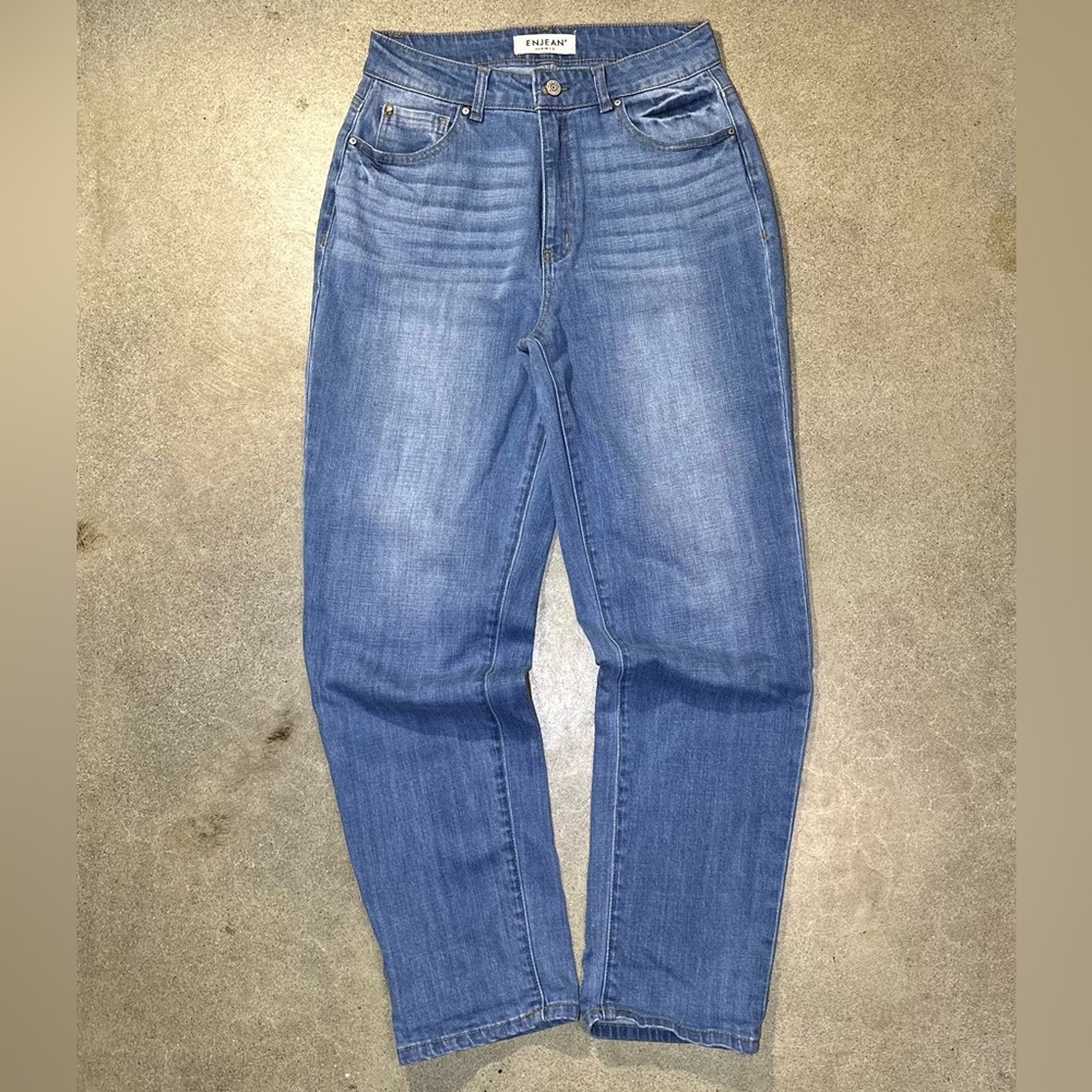 ENJEAN DENIM CO. - Women’s Straight Leg High-Rise Jeans
